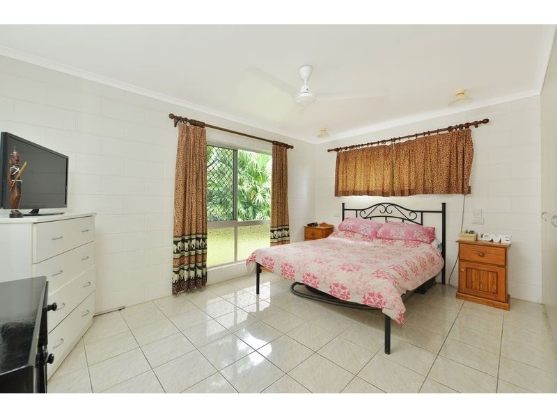 24 Cumberland Avenue, Smithfield QLD 4878