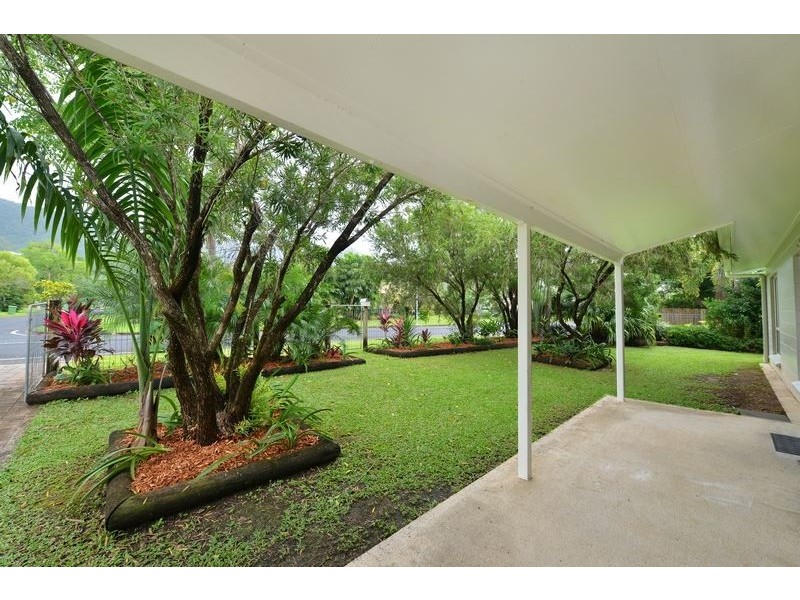24 Cumberland Avenue, Smithfield QLD 4878