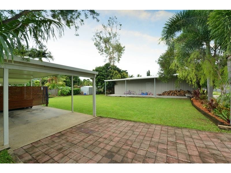 24 Cumberland Avenue, Smithfield QLD 4878