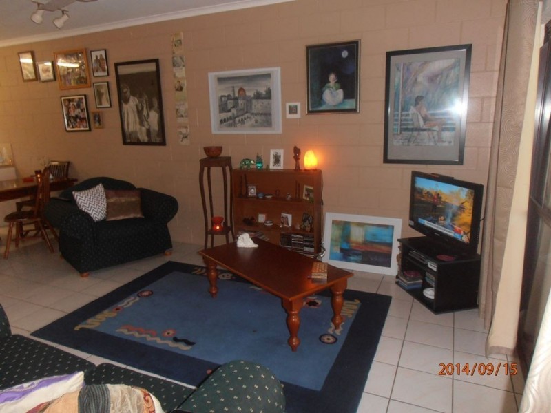 1/6 Monica Close, Holloways Beach QLD 4878