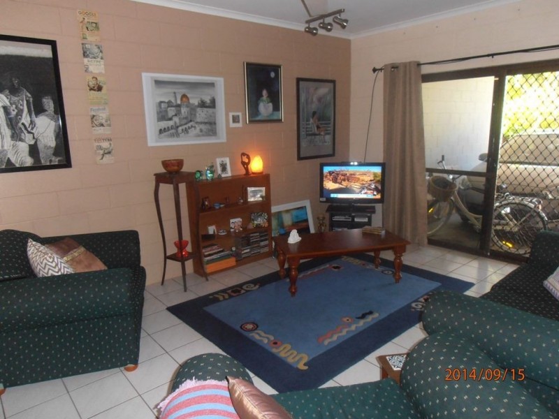 1/6 Monica Close, Holloways Beach QLD 4878