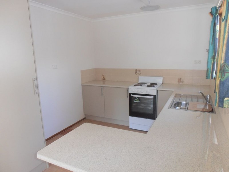 73 Marshall Street, Machans Beach QLD 4878