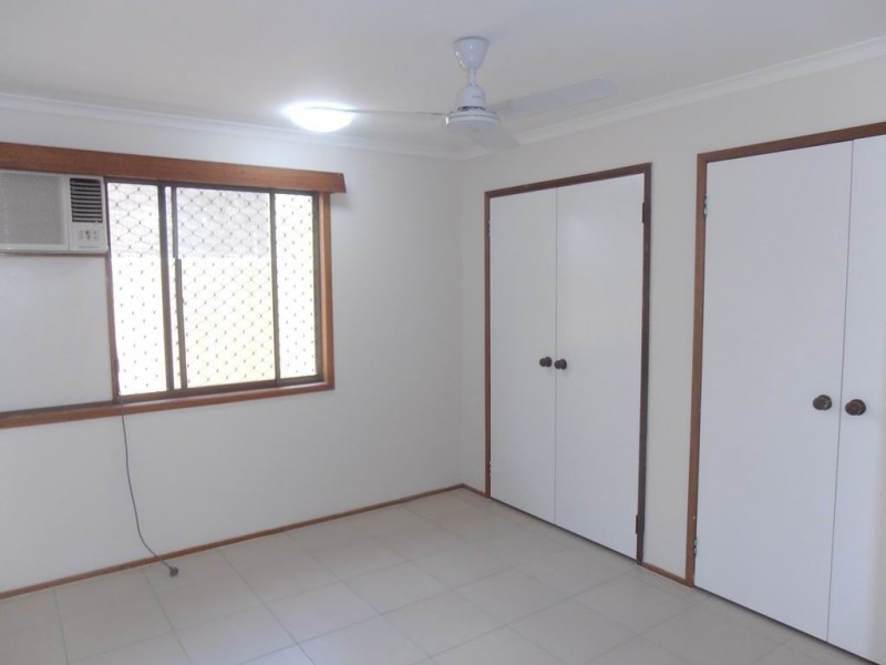 73 Marshall Street, Machans Beach QLD 4878