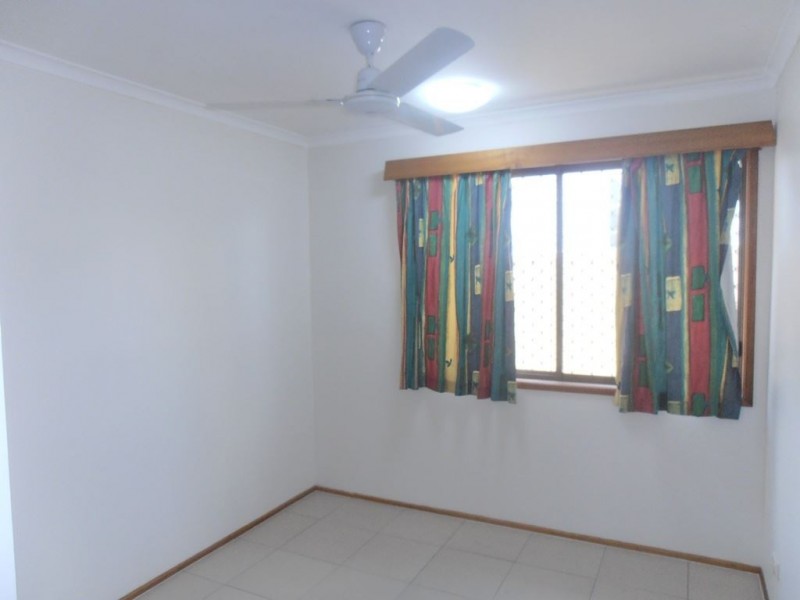 73 Marshall Street, Machans Beach QLD 4878