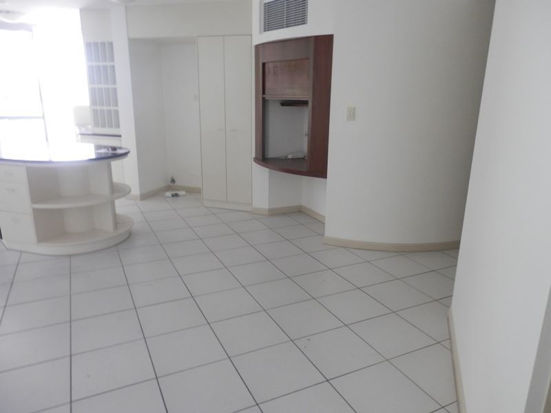 4/2 Deauville Close, Yorkeys Knob QLD 4878