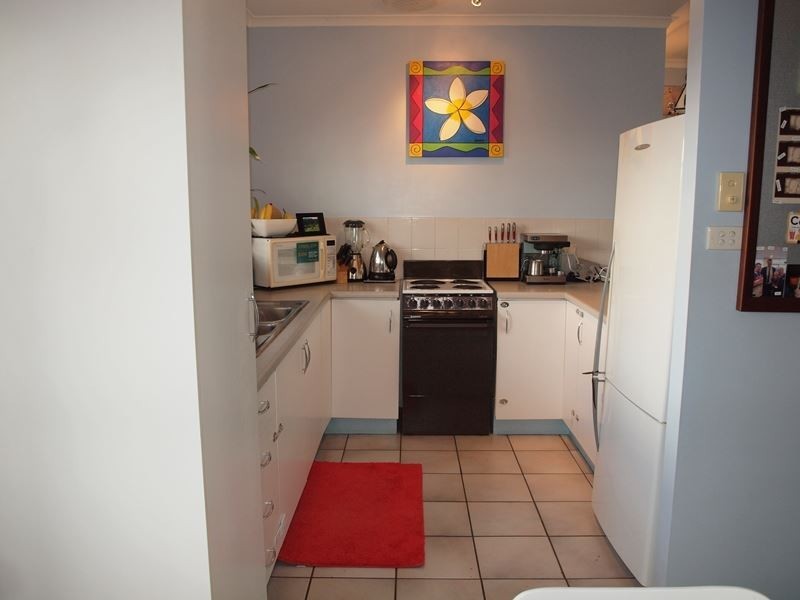 2/70 Cunningham Street, Yorkeys Knob QLD 4878