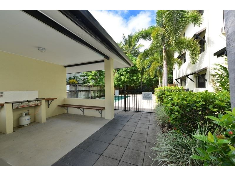 7/518 Varley Street, Yorkeys Knob QLD 4878