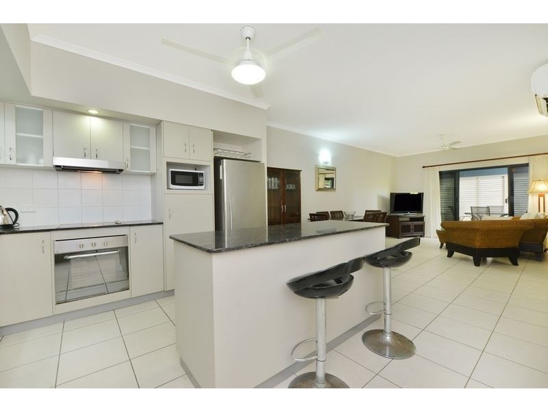 2/32 Best Street, Yorkeys Knob QLD 4878