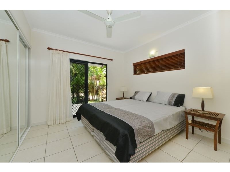 2/32 Best Street, Yorkeys Knob QLD 4878