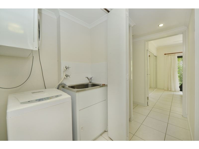 2/32 Best Street, Yorkeys Knob QLD 4878