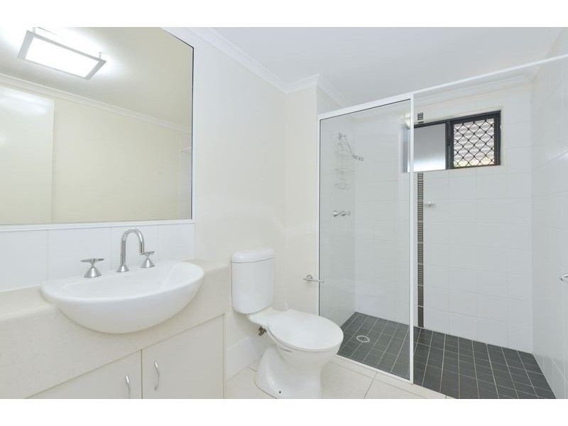 2/32 Best Street, Yorkeys Knob QLD 4878