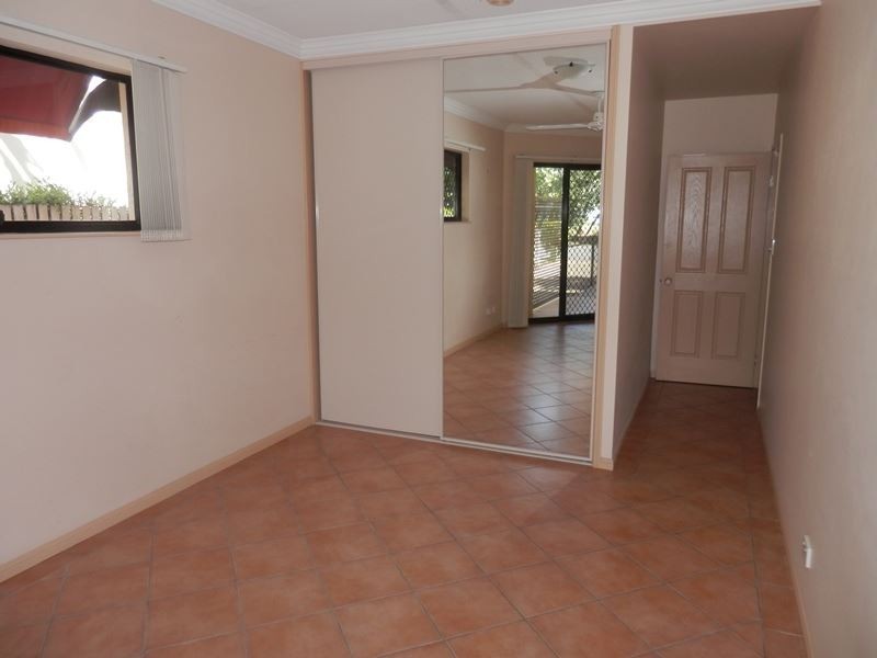 1/77 Sims Esplanade, Yorkeys Knob QLD 4878
