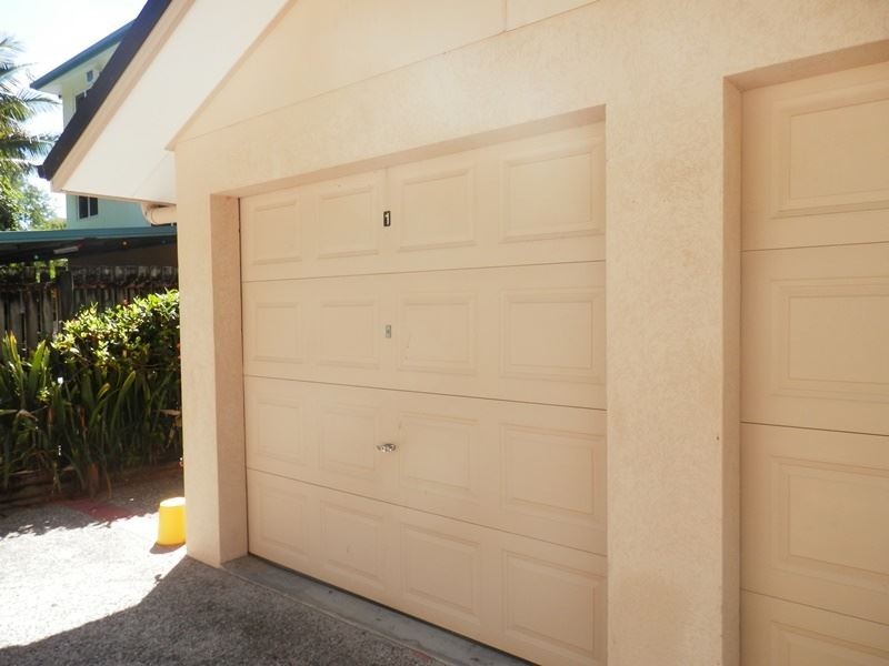 1/77 Sims Esplanade, Yorkeys Knob QLD 4878