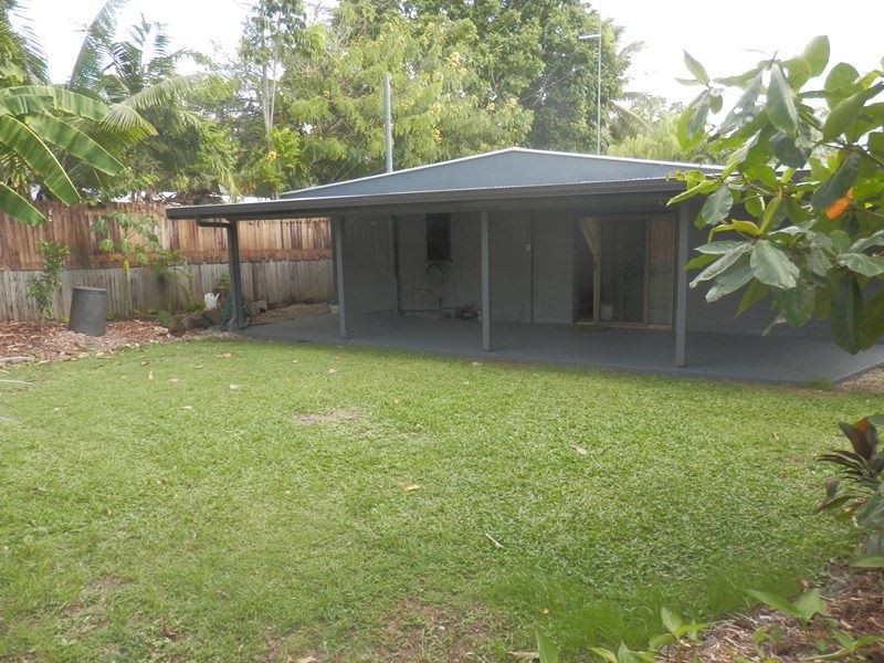 22 Best Street, Yorkeys Knob QLD 4878