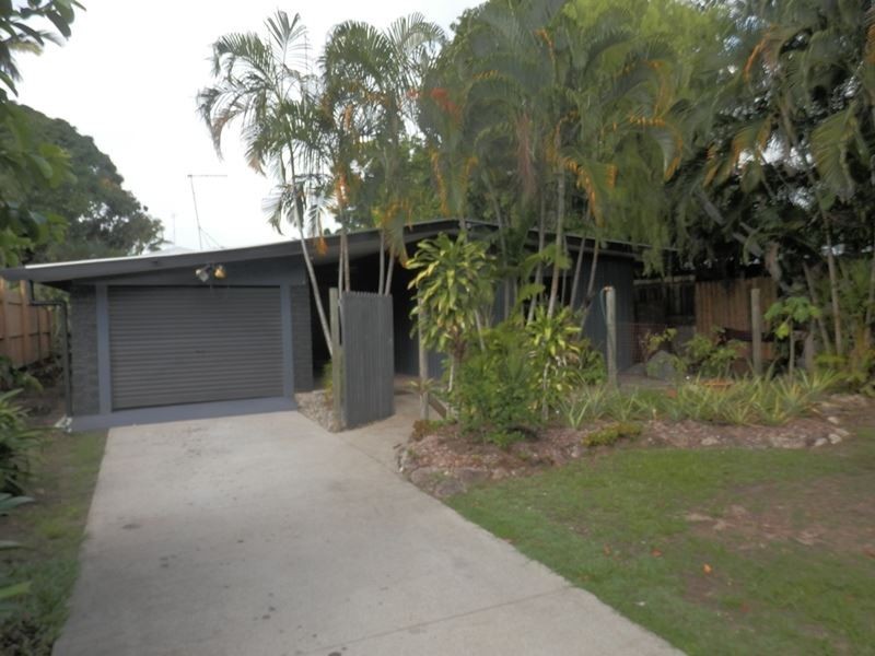 22 Best Street, Yorkeys Knob QLD 4878