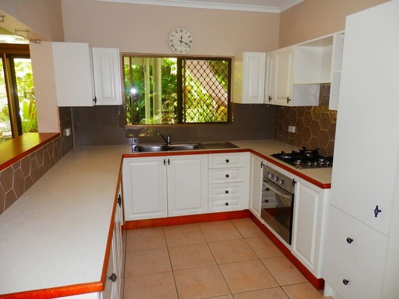 15 Moresby Street, Trinity Beach QLD 4879