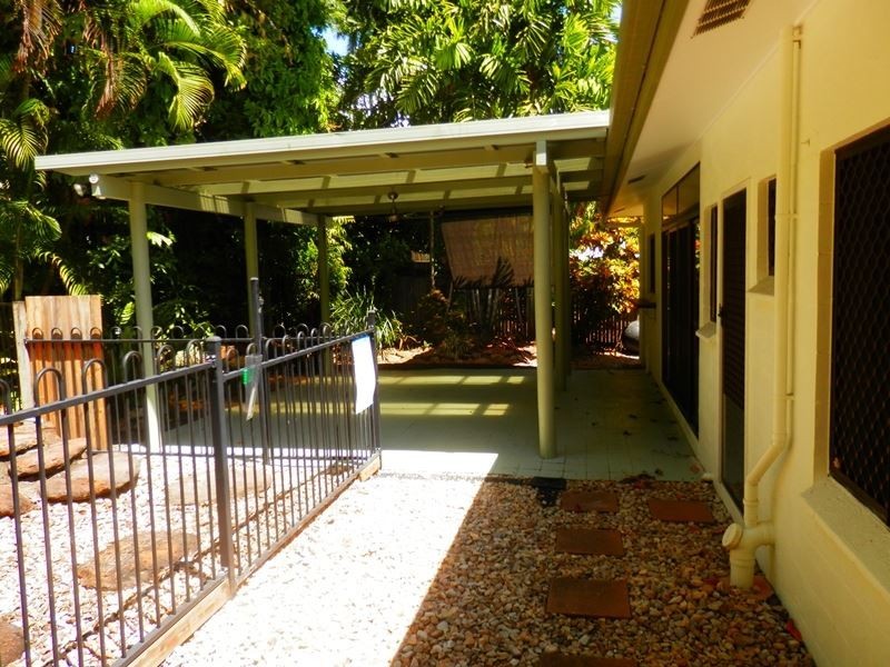 15 Moresby Street, Trinity Beach QLD 4879