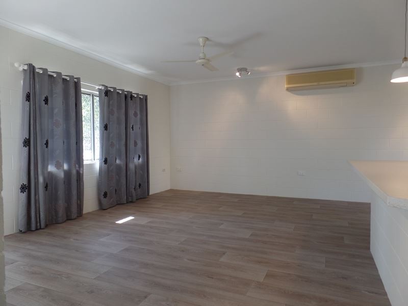 22 Lomond Street, Smithfield QLD 4878
