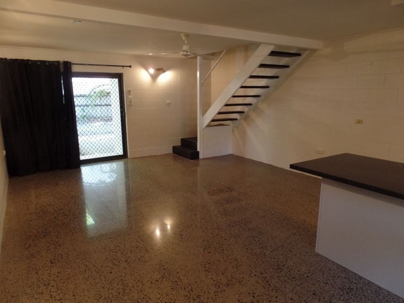 7/493 Varley Street, Yorkeys Knob QLD 4878