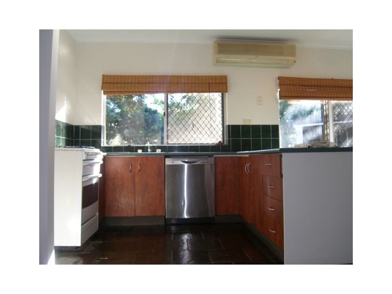 18 Cassava Street, Holloways Beach QLD 4878