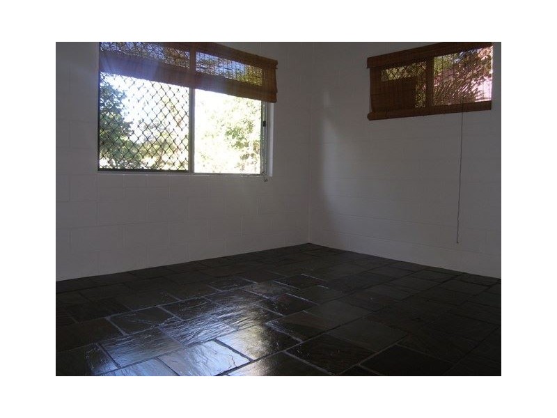 18 Cassava Street, Holloways Beach QLD 4878