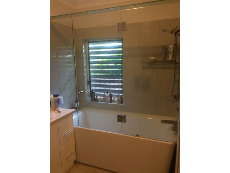 200 Jensen Street, Edge Hill QLD 4870