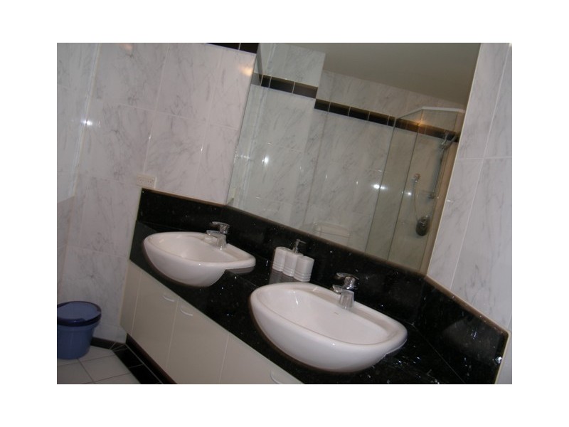 8/2 Deauville Close, Yorkeys Knob QLD 4878