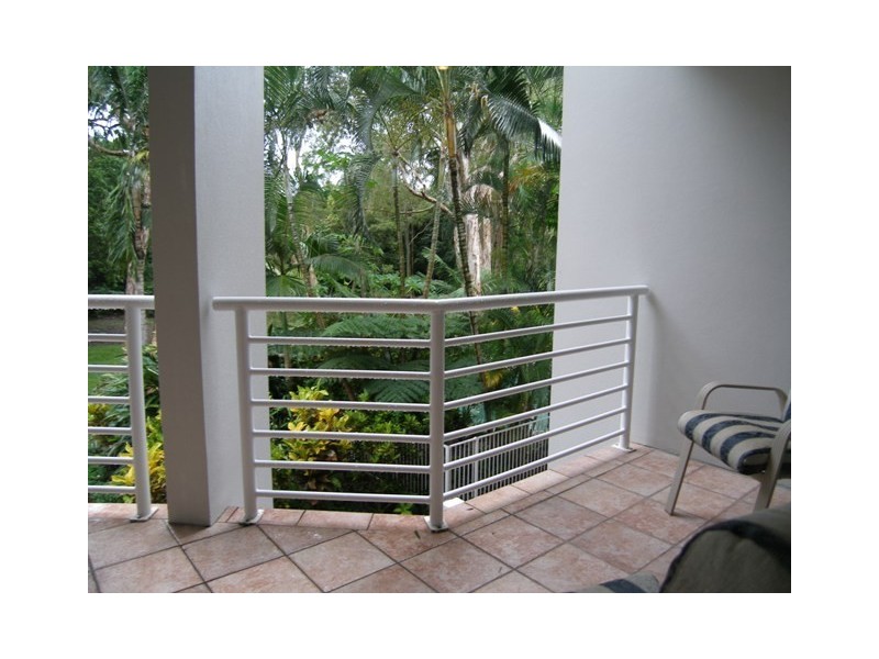 8/2 Deauville Close, Yorkeys Knob QLD 4878