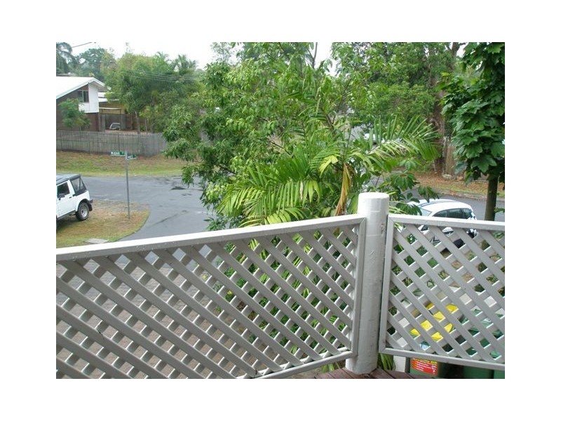 1/18-20 Adair Street, Yorkeys Knob QLD 4878