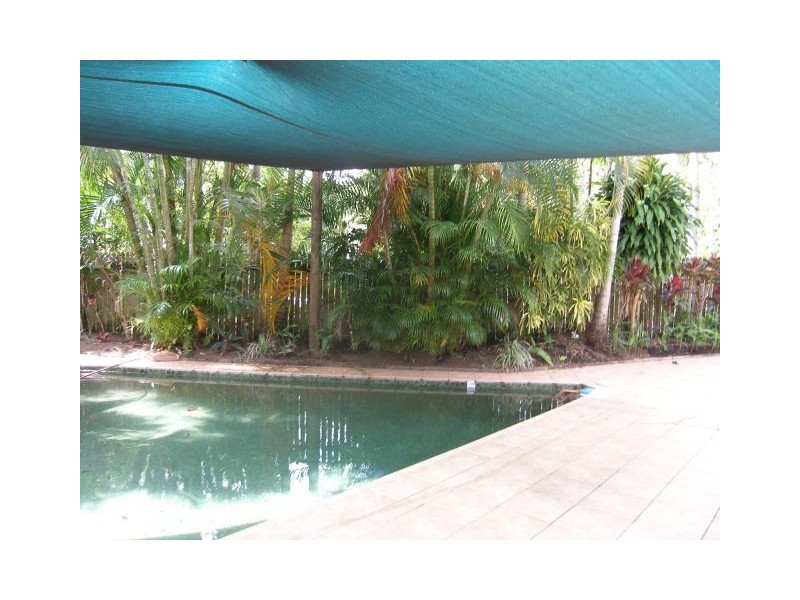 2/6 Deauville Close, Yorkeys Knob QLD 4878