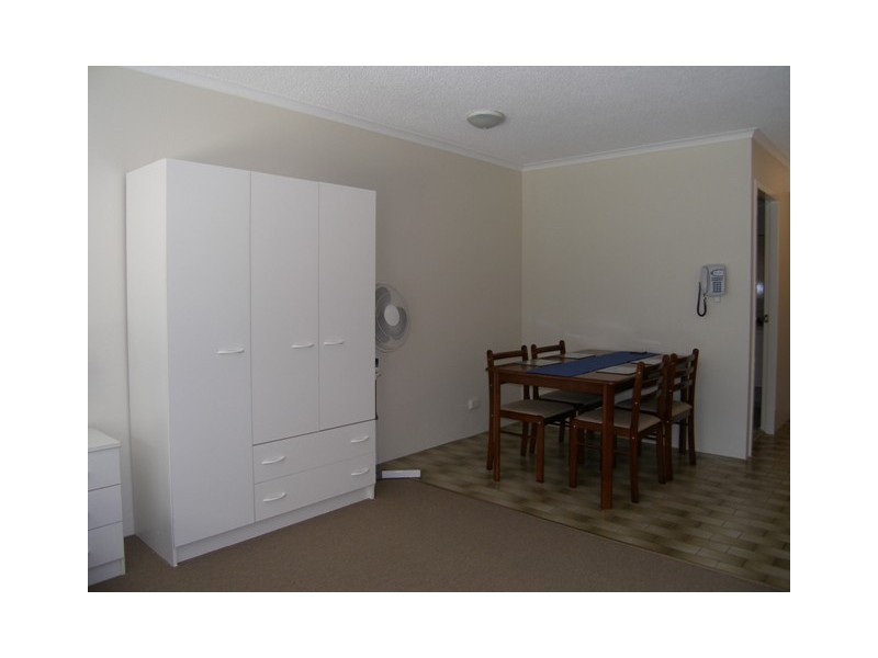 2/6 Deauville Close, Yorkeys Knob QLD 4878