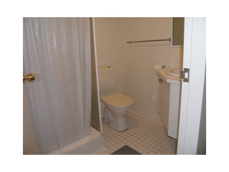 2/6 Deauville Close, Yorkeys Knob QLD 4878