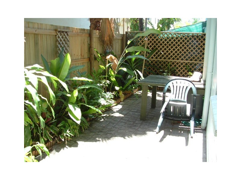 3/499 Varley Street, Yorkeys Knob QLD 4878