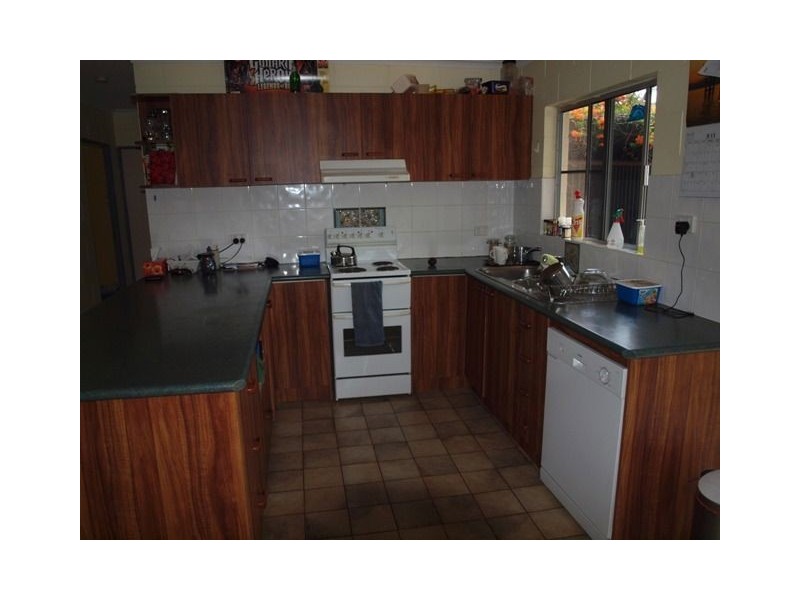 2/6 Nancy Street, Yorkeys Knob QLD 4878