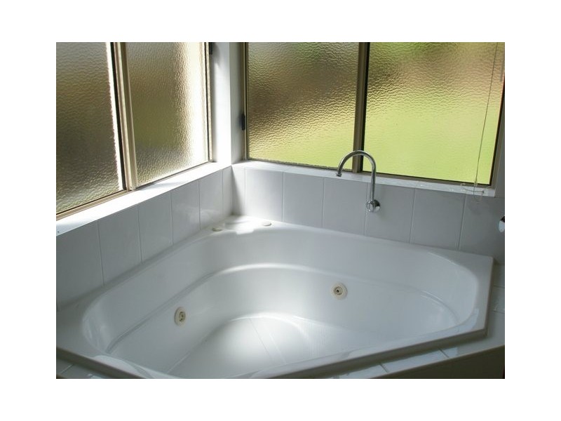 51 William Hickey Street, Redlynch QLD 4870