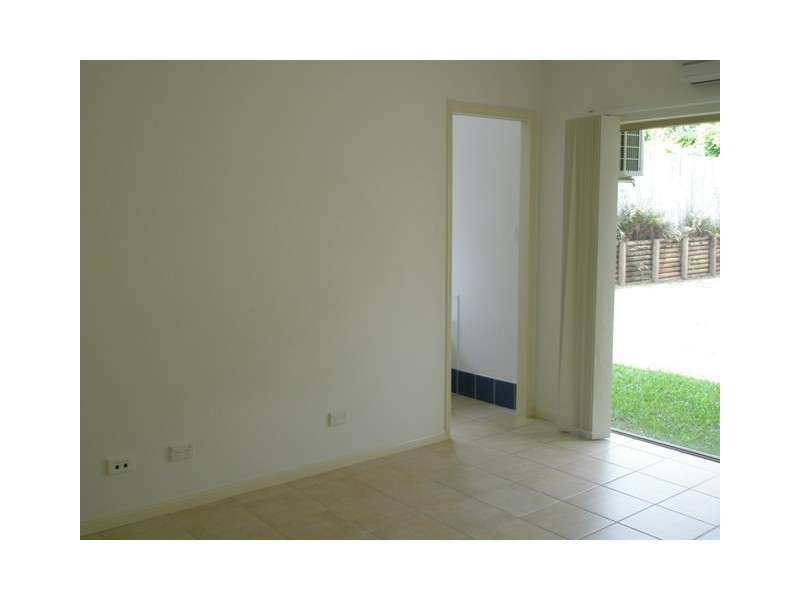 51 William Hickey Street, Redlynch QLD 4870