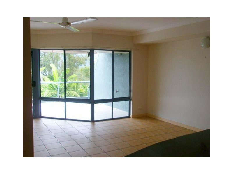 12/16-20 Ray Street, Yorkeys Knob QLD 4878