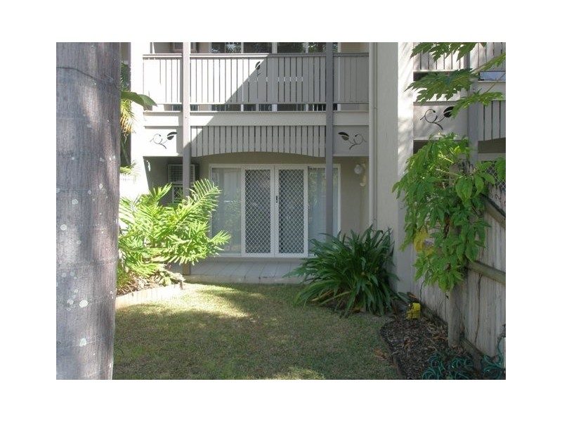 5/531 Varley Street, Yorkeys Knob QLD 4878