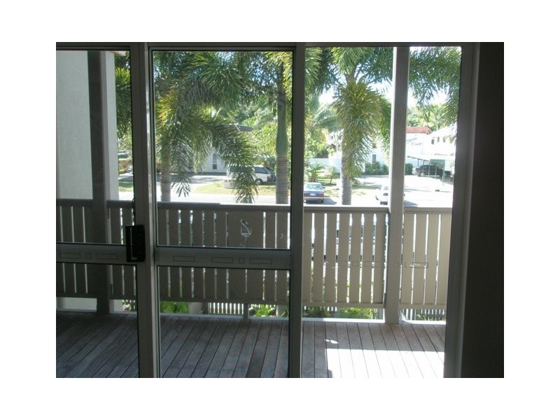 5/531 Varley Street, Yorkeys Knob QLD 4878
