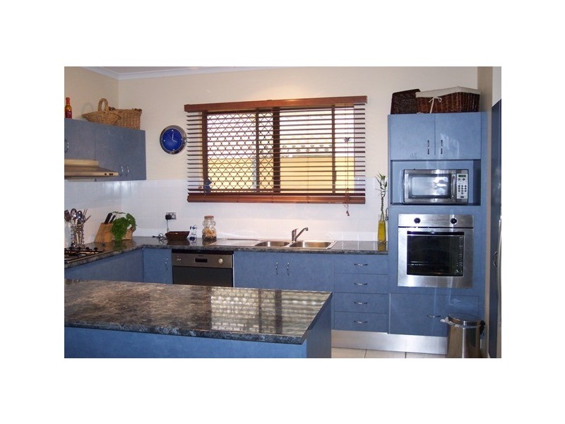 32 Derby Street, Yorkeys Knob QLD 4878