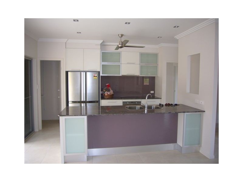 16 Ashwood Circuit, Smithfield QLD 4878