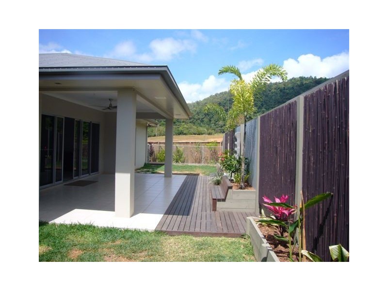 16 Ashwood Circuit, Smithfield QLD 4878