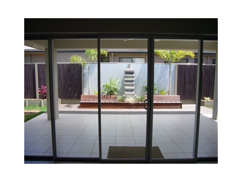 16 Ashwood Circuit, Smithfield QLD 4878