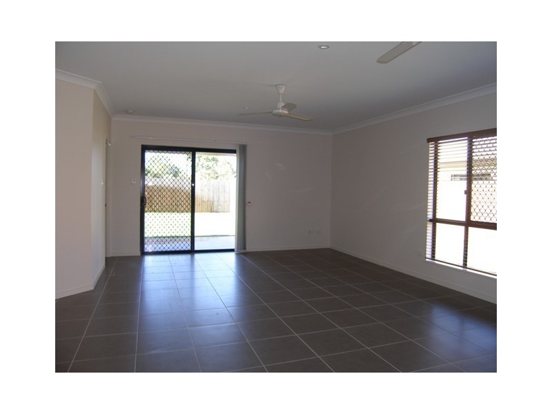 5 Seton Street, Trinity Park QLD 4879