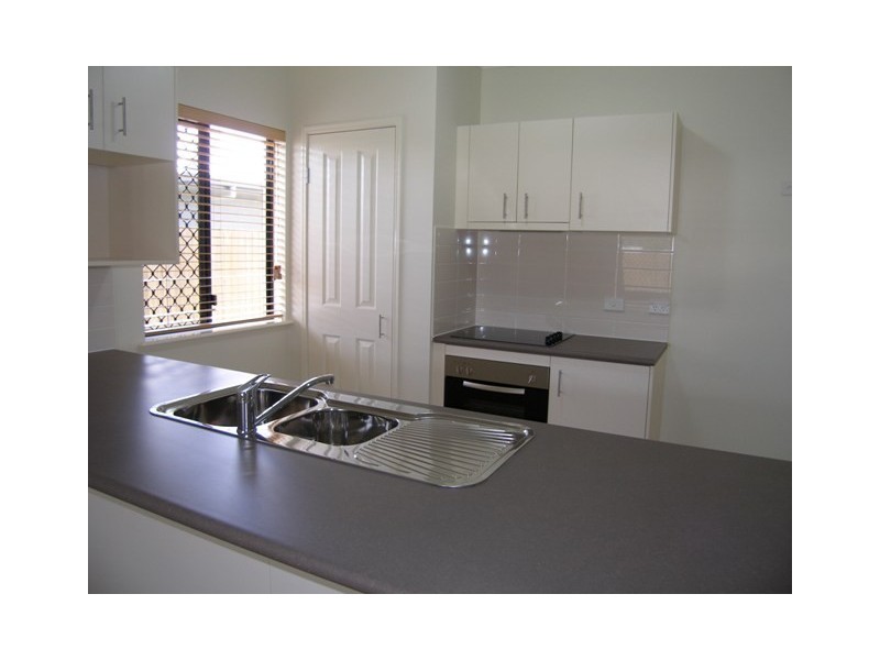 8 Hulbert Street, Trinity Park QLD 4879