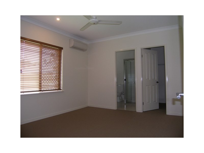 48 Norwood Crescent, Trinity Park QLD 4879