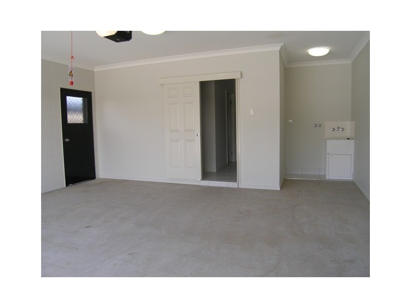 10 Imooya Place, Trinity Park QLD 4879