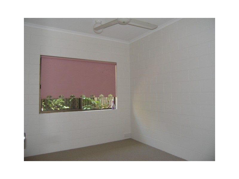 17 Longden Street, Brinsmead QLD 4870