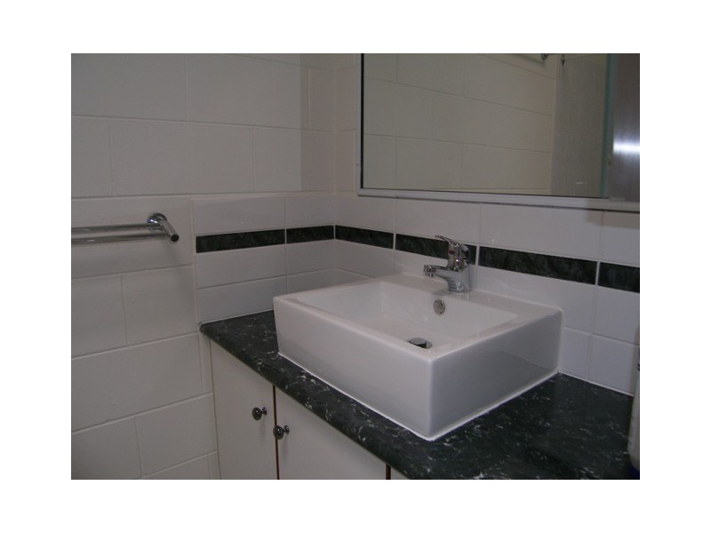 17 Longden Street, Brinsmead QLD 4870