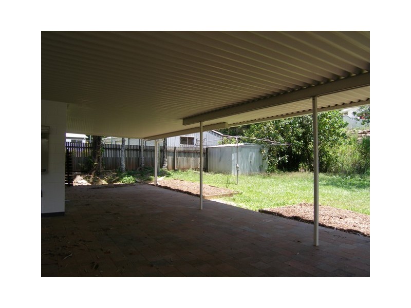 17 Longden Street, Brinsmead QLD 4870